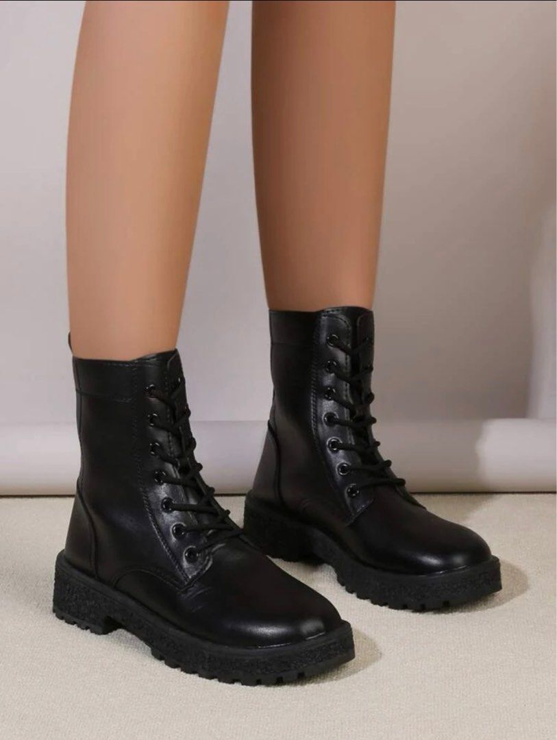 Cut boots deals