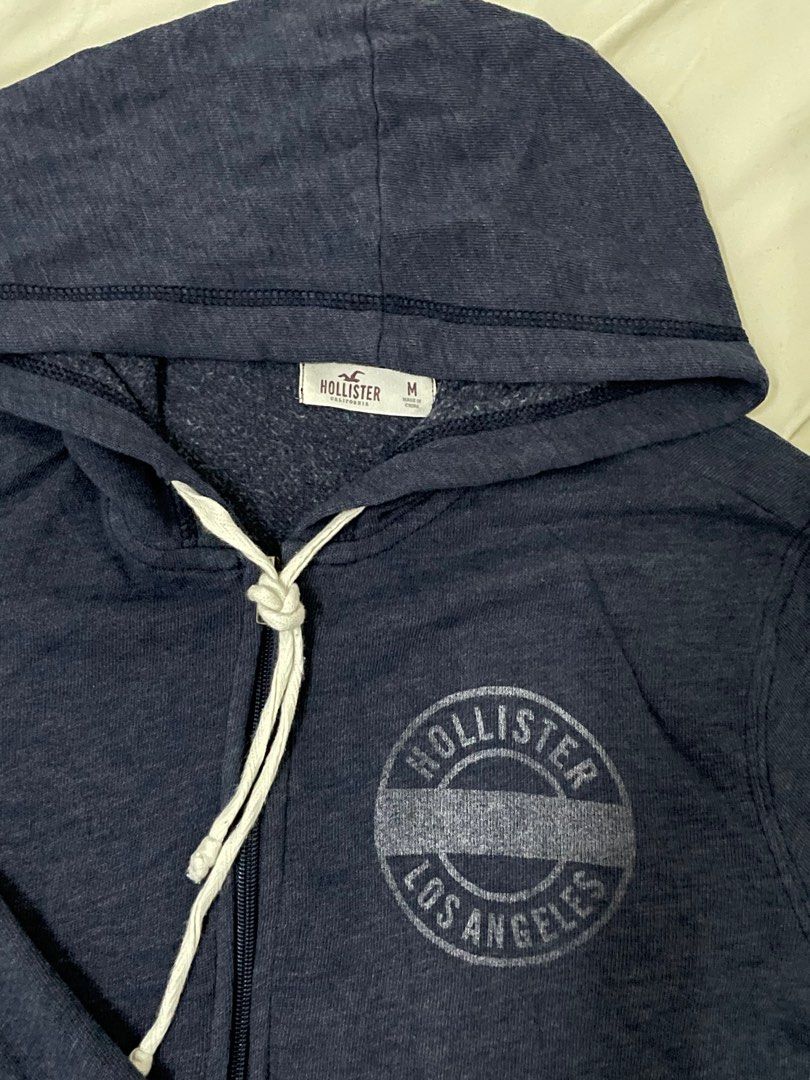 HOLLISTER HOODIE, Men's Fashion, Tops & Sets, Hoodies on Carousell