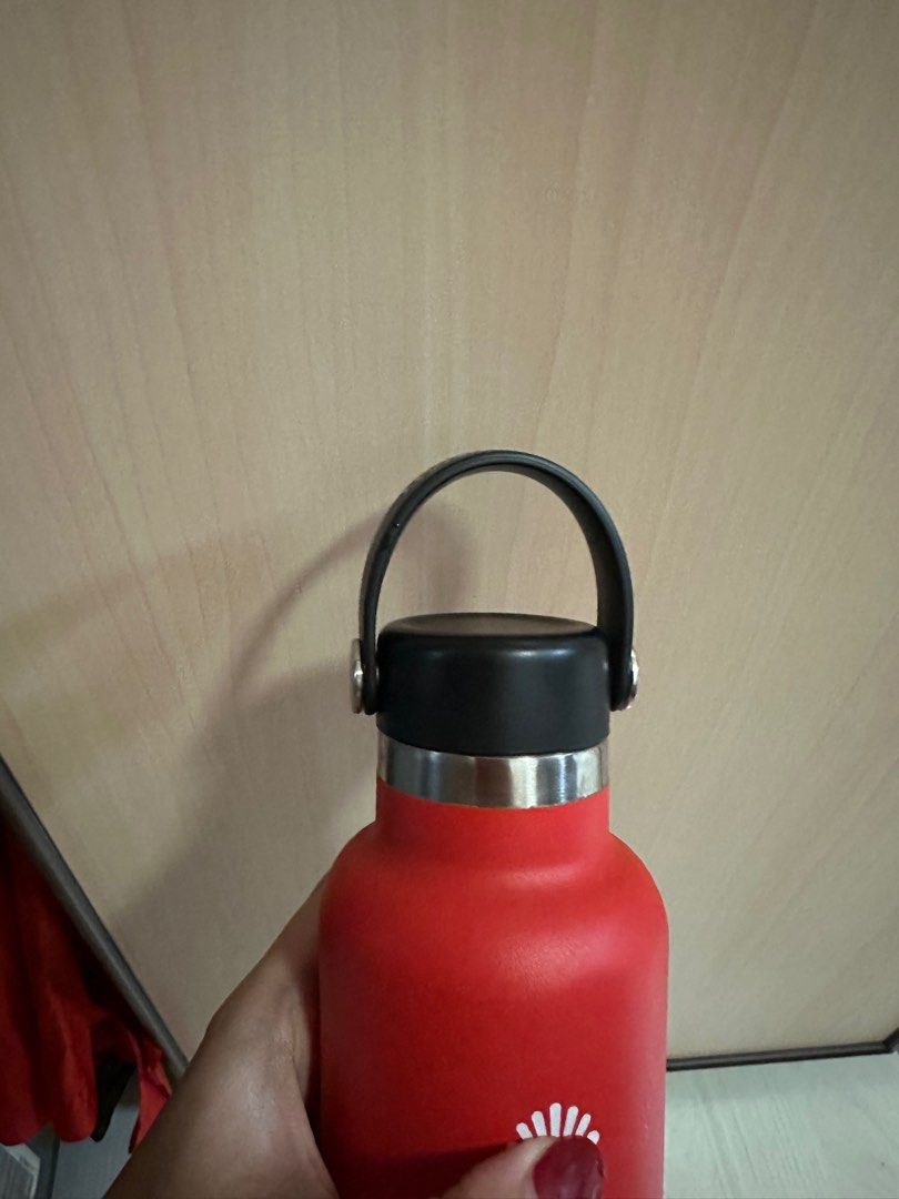 Red 21 cheap oz hydro flask