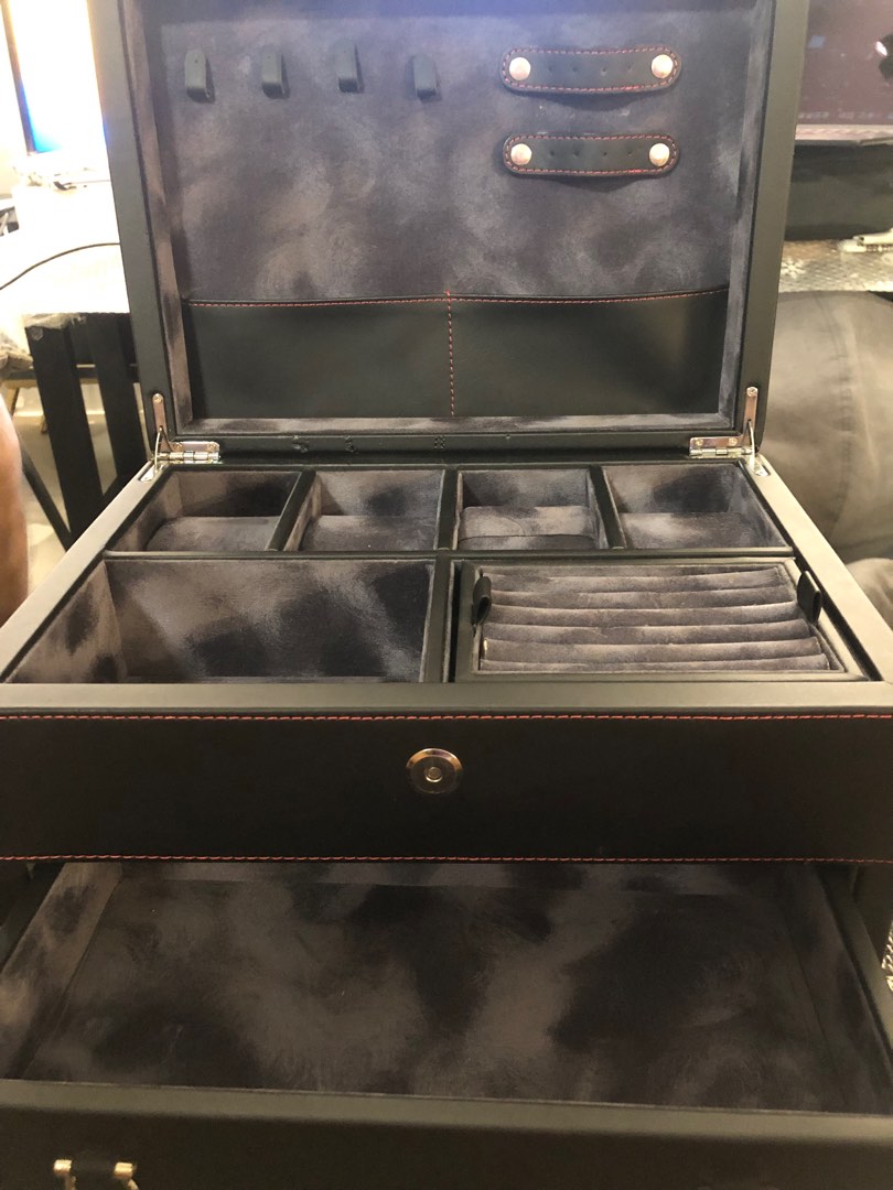 Jewellery Box / jewellery organiser / watch organiser / watch box