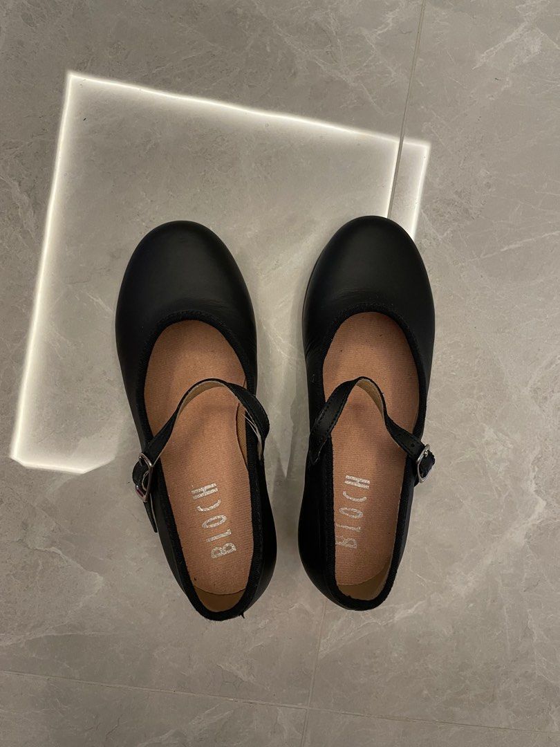 Children's tap shoes store