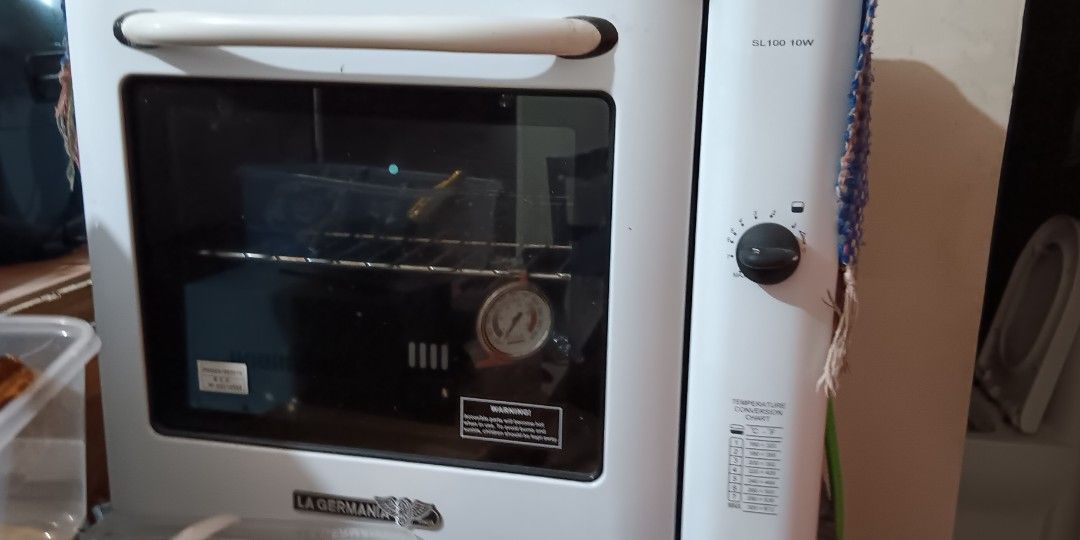 La germania gas oven (Category: Ovens & Toasters) located in Caloocan City. Submitted by declutterstn (Listing ID 1255710623, Image 1). Description: Wla pang lampas lima beses ginamit. Good condition. Free regulator hose and oven temp gauge. Bought for 13k nun 2020. Rfs d n ngb bake..