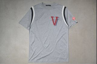 Do A Kickflip T-Shirt - Ready to Wear  LOUIS VUITTON, Men's Fashion, Tops  & Sets, Tshirts & Polo Shirts on Carousell