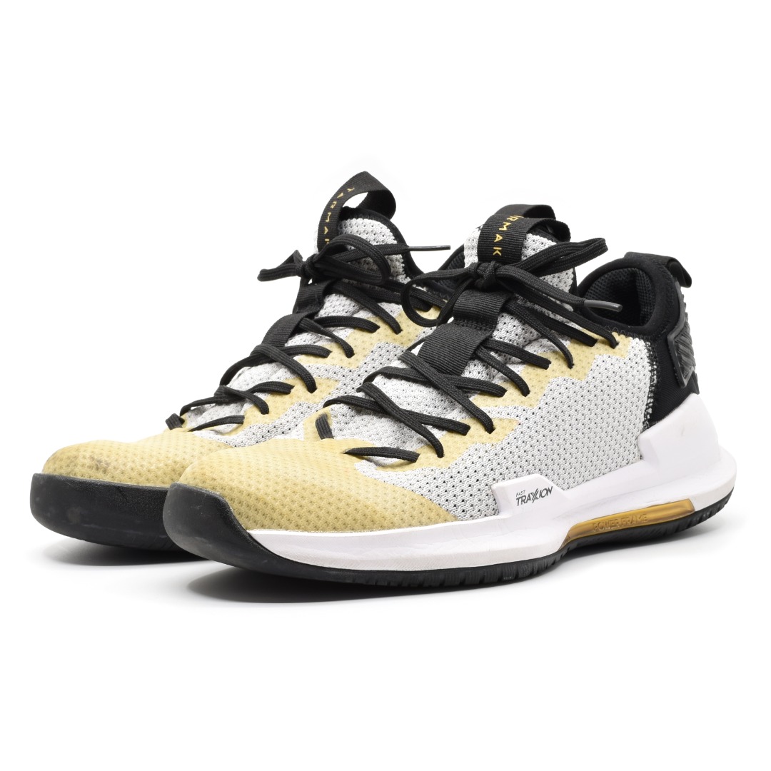 Low cut Basketball Shoes Decathlon TARMAK Fast 500 White Men s