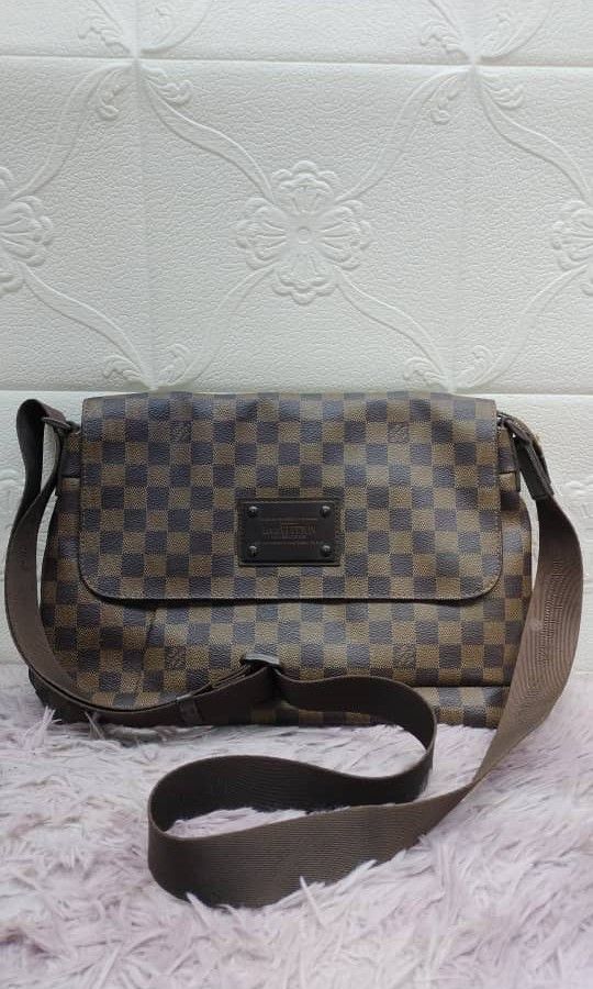 LV Sprinter Messenger, Men's Fashion, Bags, Sling Bags on Carousell