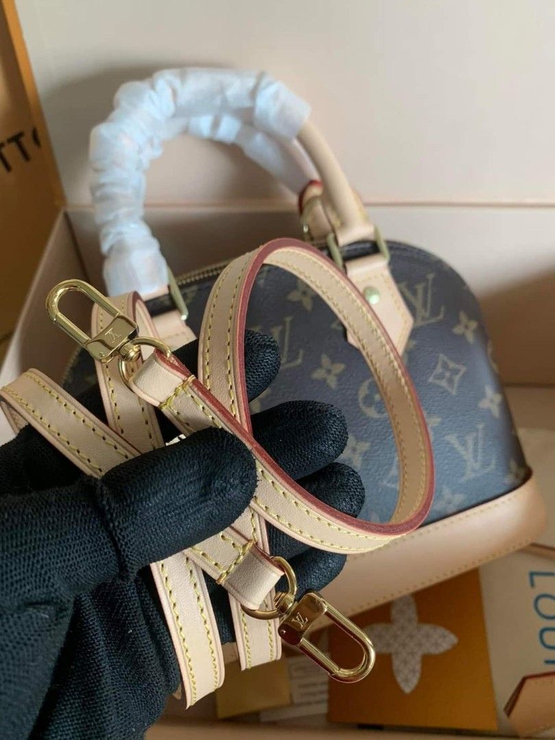 Used Louis Vuitton Alma BB monogram Canvas with strap dustbag clochette  lock and keys, Luxury, Bags & Wallets on Carousell