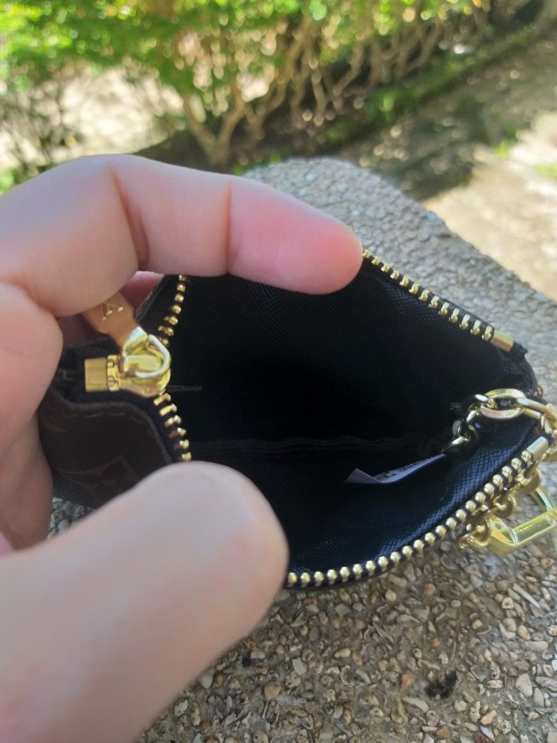 Louis Vuitton Wallet Purse Coin Case Epi Black Leather unisex