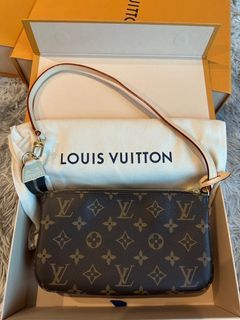 Christmas Limited Collection 2022 ! Louis Vuitton M81760 Mini Pochette  Accessories -Paris