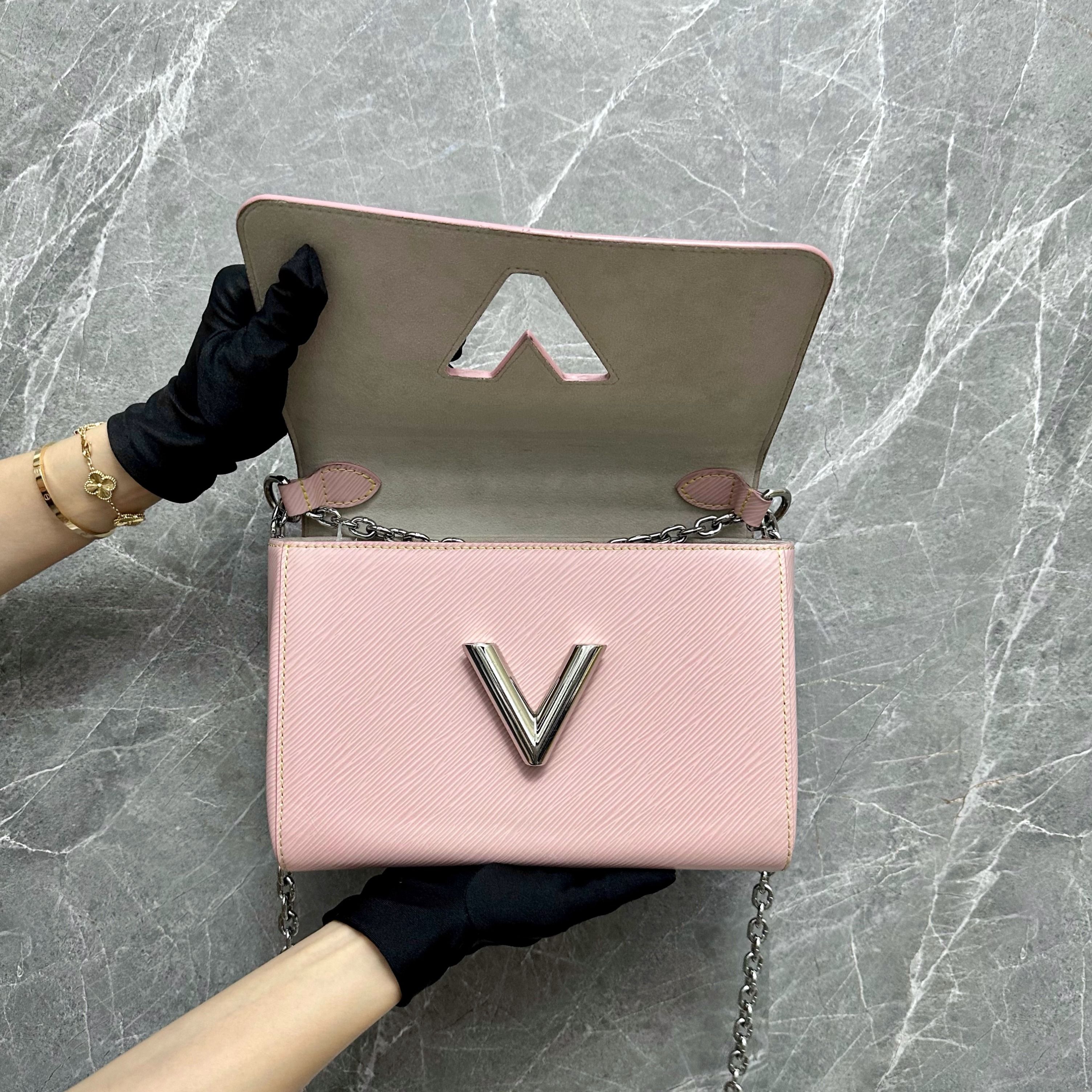 Louis Vuitton Twist Bag MM Pink SHW