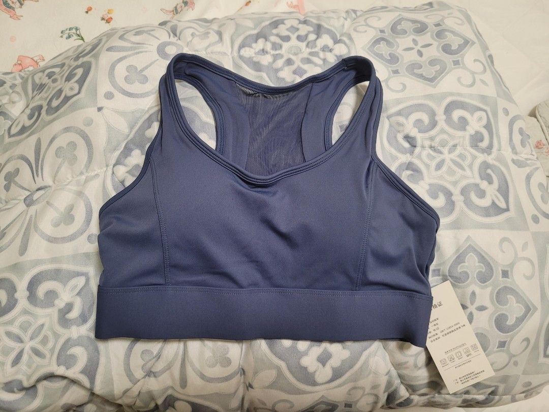 運動內衣m 罩杯可拆, 她的時尚, 運動服裝在旋轉拍賣