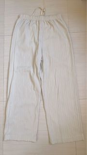 （分類：）位於 。 由 suetyee_cat 提交（商品編號 1255641015，圖片 1）。簡介： 。