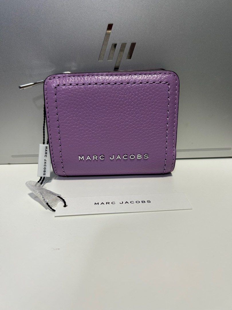 Marc Jacobs purple lilac small compact wallet