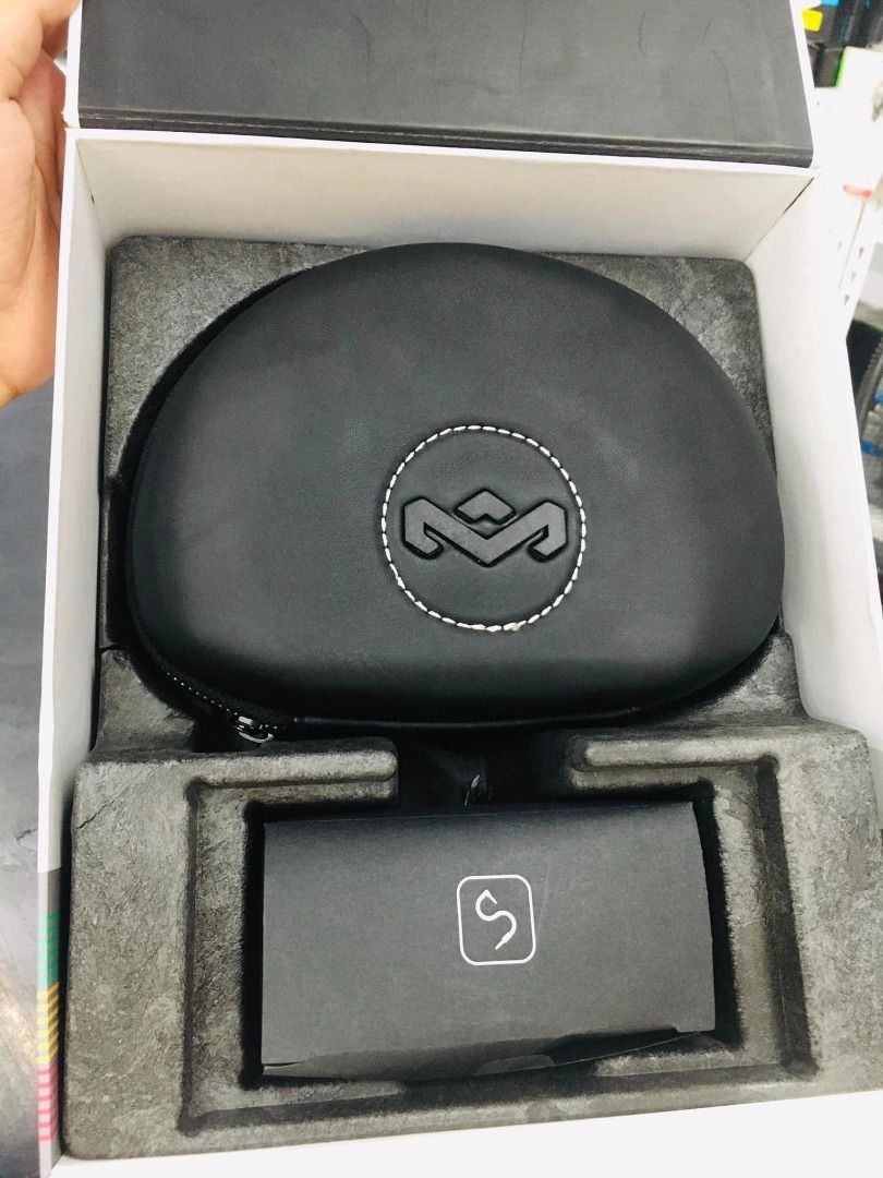 Marley Legend ANC Headset (Category: Headphones & Headsets) located in San Pedro. Submitted by affordable_surplus.1 (Listing ID 1255604834, Image 2). Description: Marley Legend ANC Headset Before Price: 3,500 Get now for only P2,200 ❗️with Physical Issue ❗️ Note: - All items are surplus from Australia - No COD - Customer pays for the shipping cost SHIP via lalamove/gogo express PICK UP We are available online and thru our physical store located a
