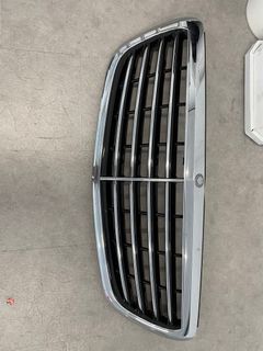 Mercedes S-Class W222 grille