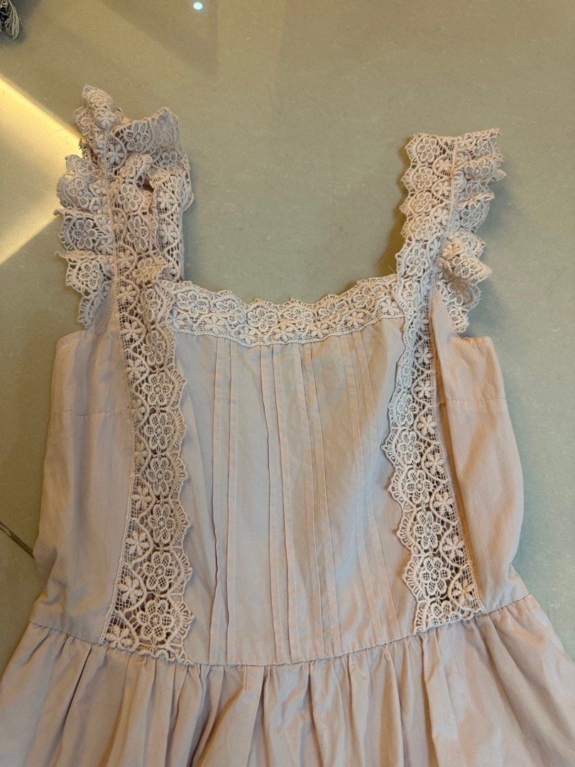 Selfridge dresses top