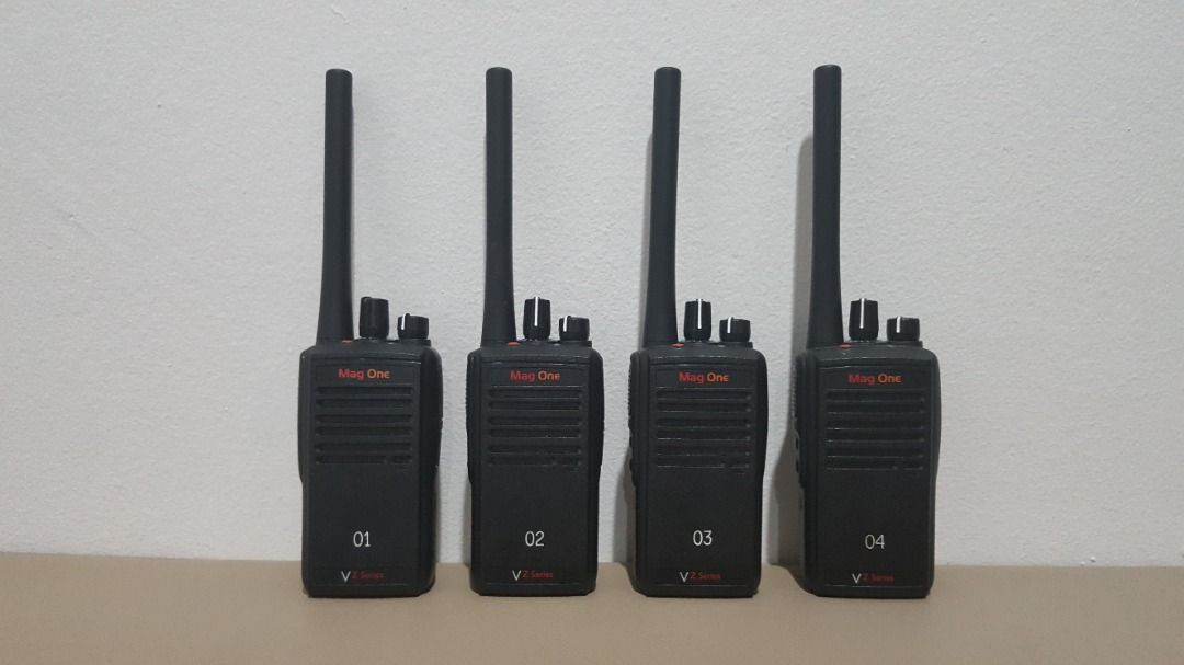 Motorola Mag One VZ-20 Portable Two-Way Radio (Walkie Talkie) – SET, Mobile  Phones  Gadgets, Walkie-Talkie on Carousell