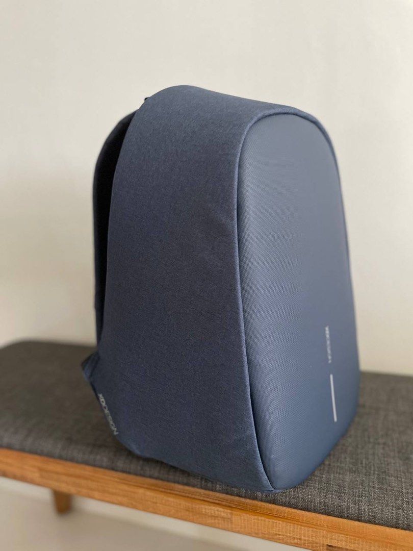 Navy Bobby Hero Regular AntiTheft, Men's Fashion, Bags, Backpacks on