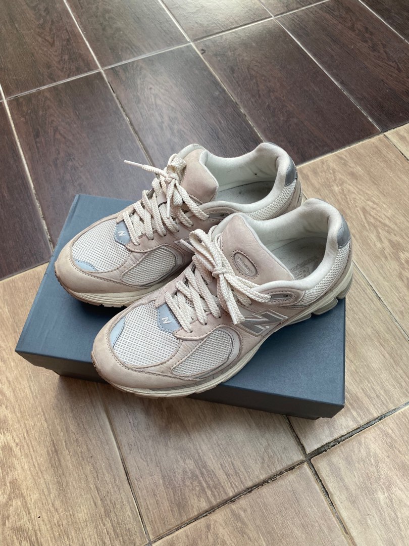new balance 2002R, Men's Fashion, Footwear, Sneakers on Carousell