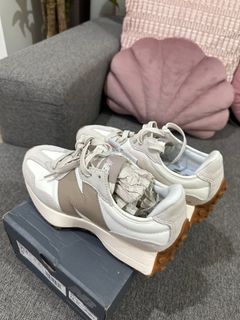 LOUIS VUITTON ARCHLIGHT SNEAKERS SIZE 38EU/7.5W WITH BOX & DUSTBAGS  (BJ4001545)