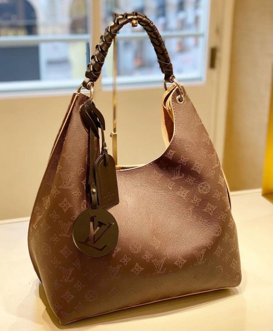 Louis Vuitton 2020 pre-owned Carmel Shoulder Bag - Farfetch