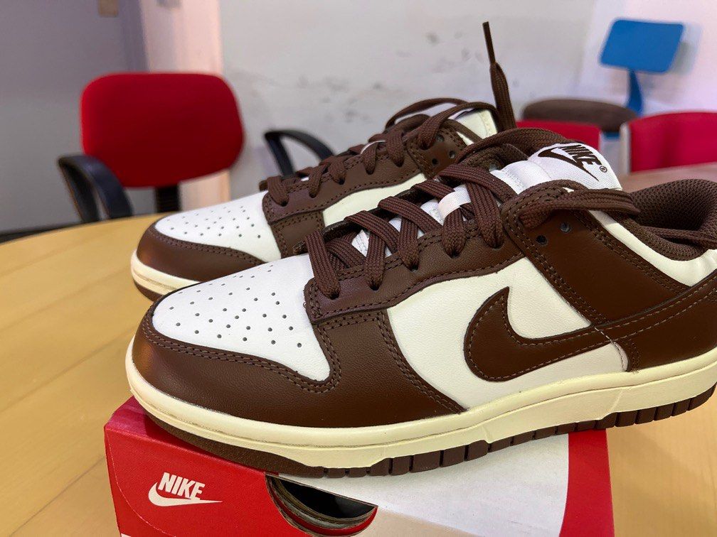 Nike dunk low Cacao wow 朱古力色, 女裝, 鞋, 波鞋- Carousell