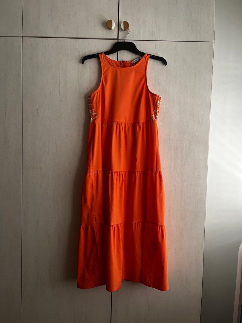 Women Grey & Orange Floral Tiered Midi Dress