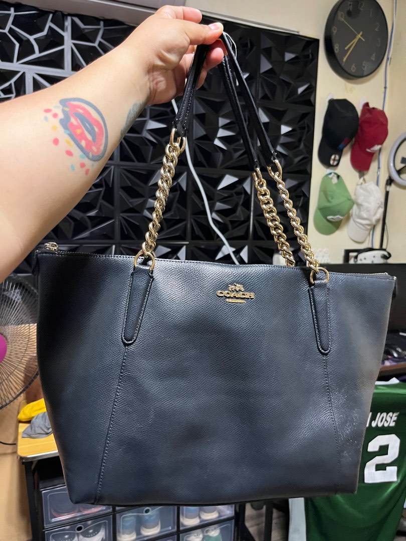 Kate Spade Ava Pebbled Leather Crossbody Bag in Black