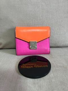 Original MCM compact short wallet