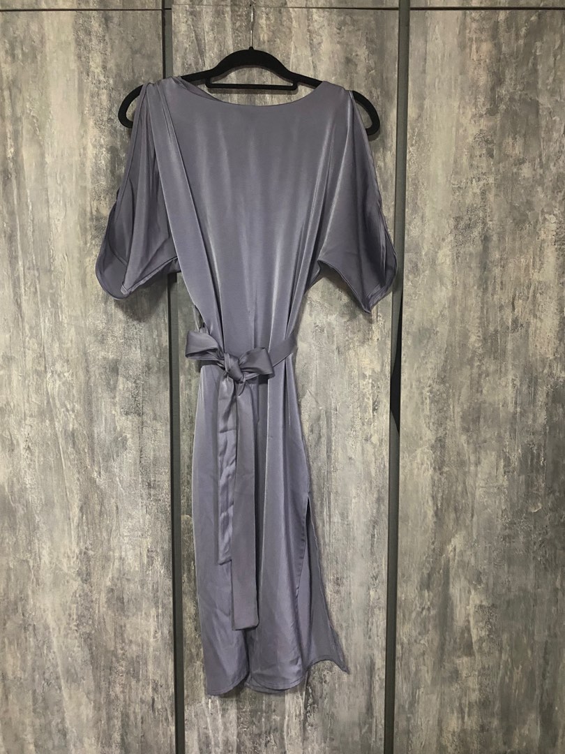 Purple cold hotsell shoulder dress