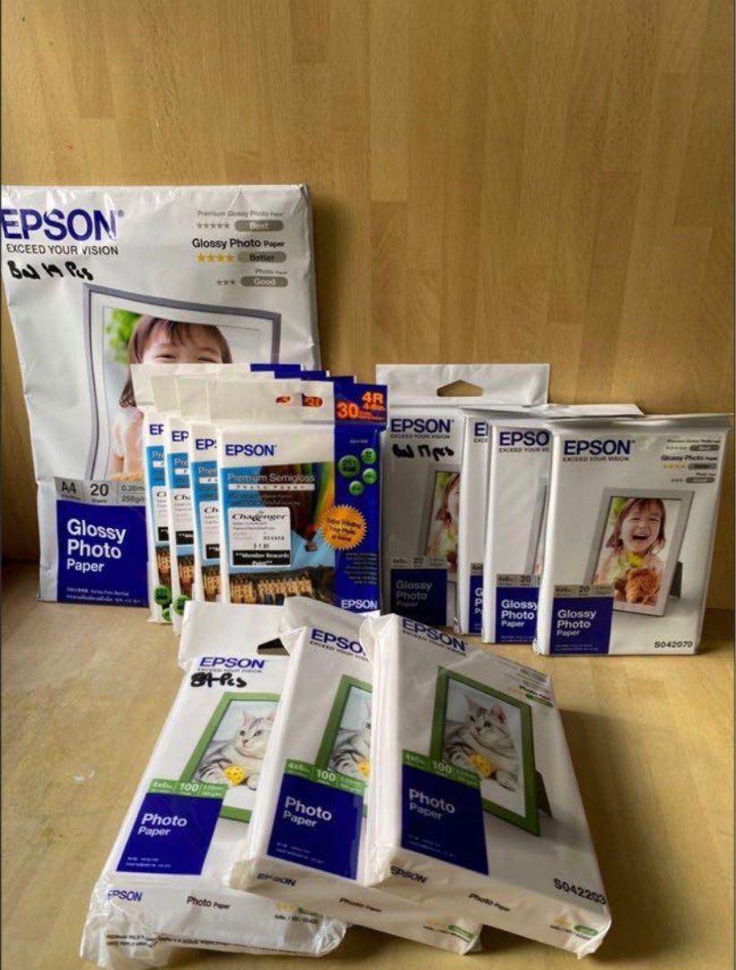 Printer papers (Category: Other Photography Accessories) located in Singapore. Submitted by homebaker (Listing ID 1255696222, Image 1). Description: .