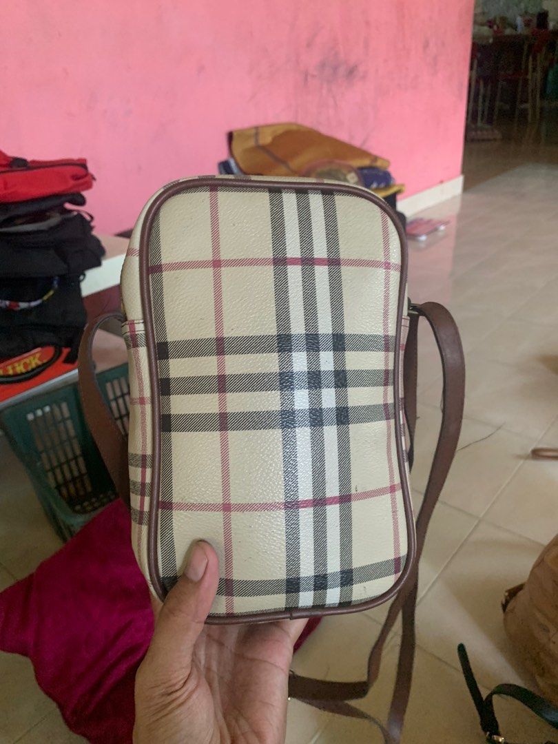 Amazon burberry discount bags