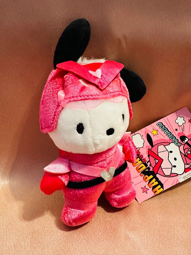 Sanrio 絕版 Pochacco 超人 公仔 吊飾 PC狗, 興趣及遊戲, 收藏品及紀念品, 古董收藏 - Carousell