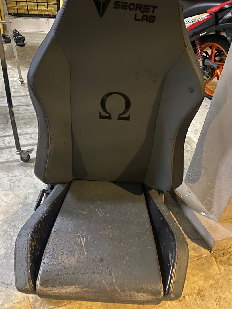 Secret Lab Gaming Chair Cushion , Furniture & Home Living, Furniture