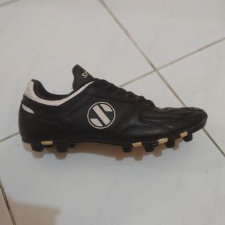 Sepatu Bola Specs Ori Sepatu Bola Jadul Specs Sepatu Bola Vintage Sepatu Bola Rare Second sz 40