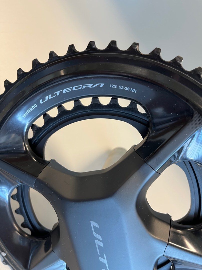 Shimano Ultegra R8100, 12-speed, 52/36T, 170 and 4iiii Precision