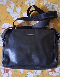 Slingbag Pierre Cardin second