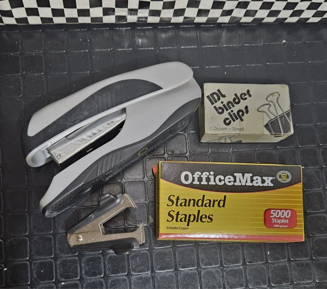 Stapler Set and Binder Clips New (Category: Stationery & School Supplies) located in Rizal. Submitted by cherry_garcia (Listing ID 1255681352, Image 1). Description: Mode of Payment : G-Cash/Paymaya Mode of Delivery : Lalamove/Grab/LBC Location : Filinvest East Marcos Highway Cainta, Rizal.