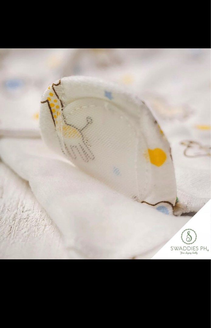 Swaddies Infant Velcro Swaddle Wrap Giraffe, Babies & Kids, Babies