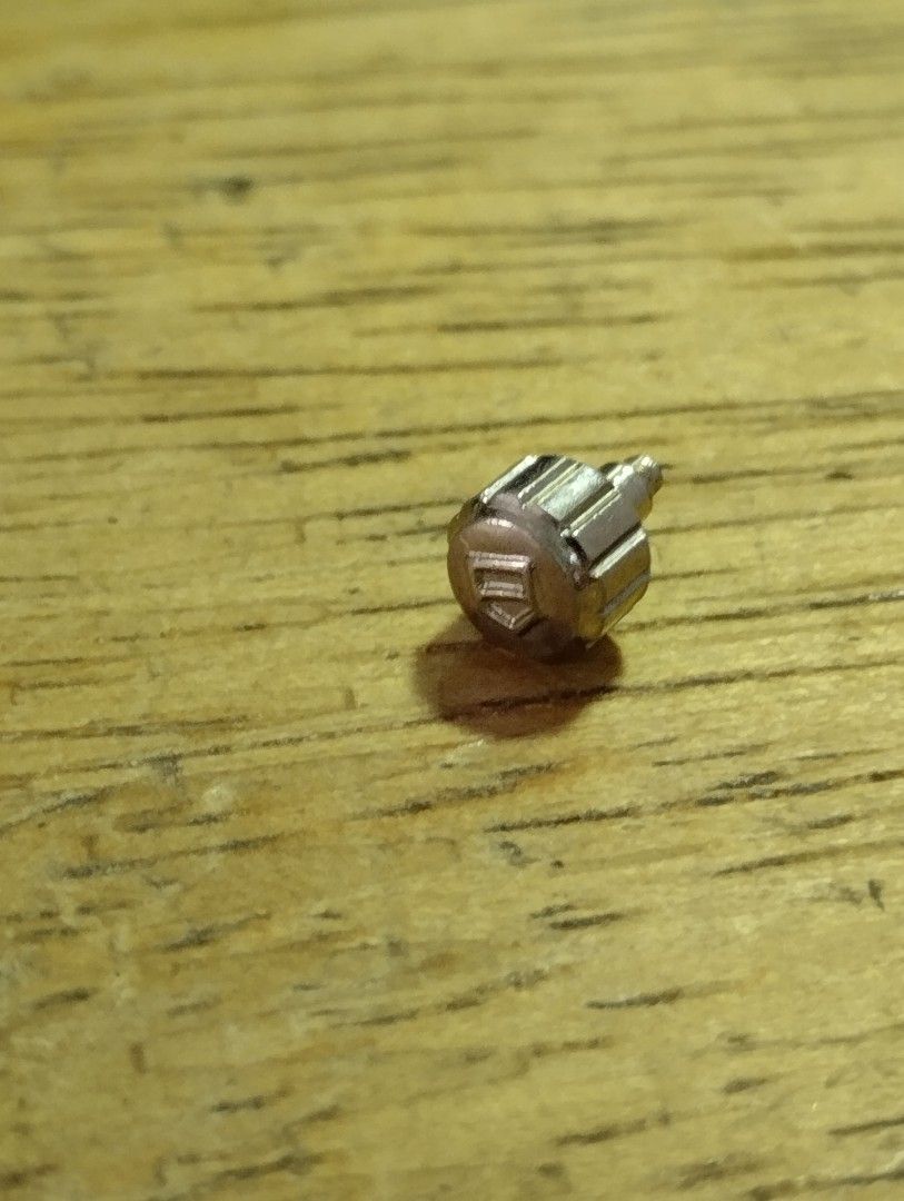 Tag heuer crown clearance