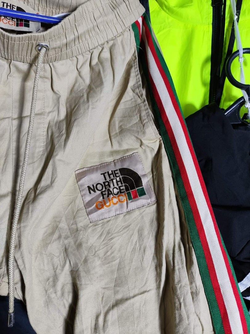Vintage Japan 80s Sportswear Pants jogger green Gucci, Men's Fashion,  Bottoms, Trousers on Carousell