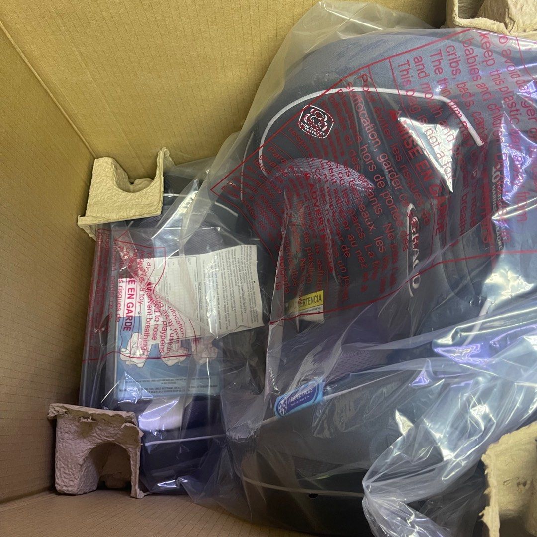 TP GRACO SlimFit 3 in 1 Car Seat Slim Comfy Design Saves Space