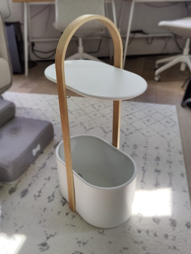 Umbra hub hotsell storage table