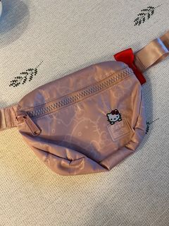Hello kitty hot sale herschel singapore
