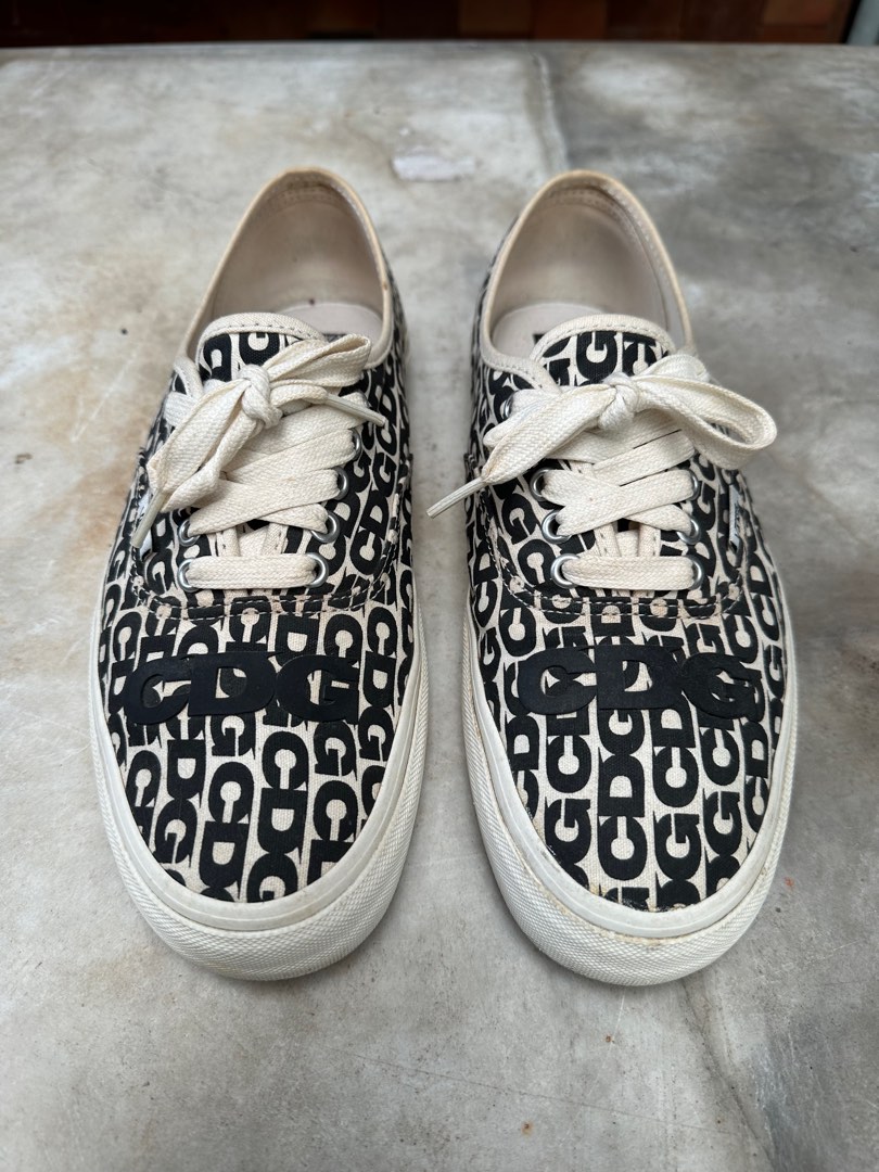 Comme des garcons x vans vault authentic sales
