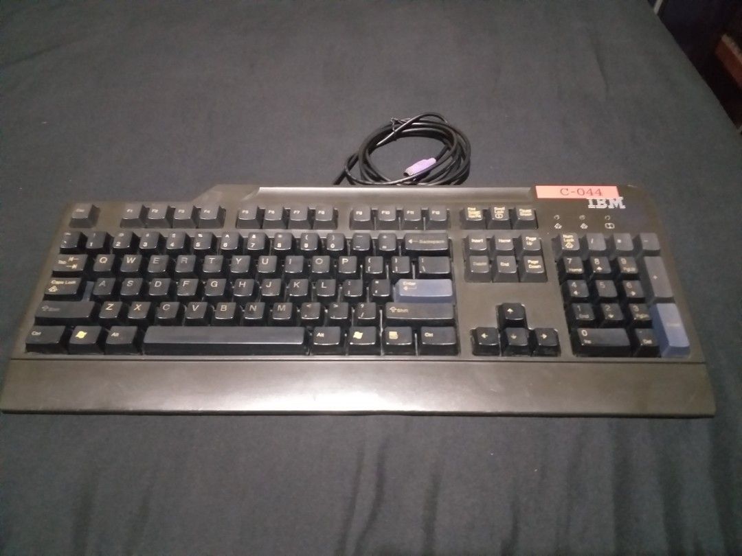 Vintage IBM keyboard, Computers & Tech, Parts & Accessories, Computer ...