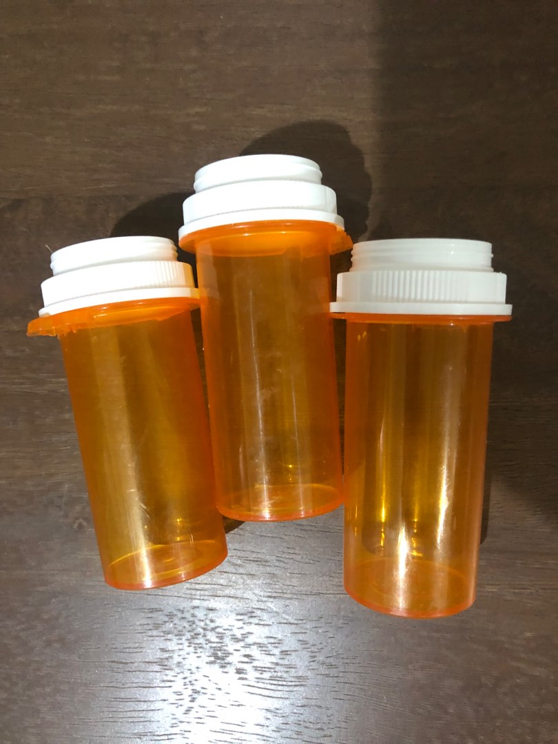 Walgreens Medicine Pill Bottles Container, Health & Nutrition, Medical