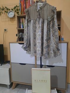 Wearing Klamby Blouse