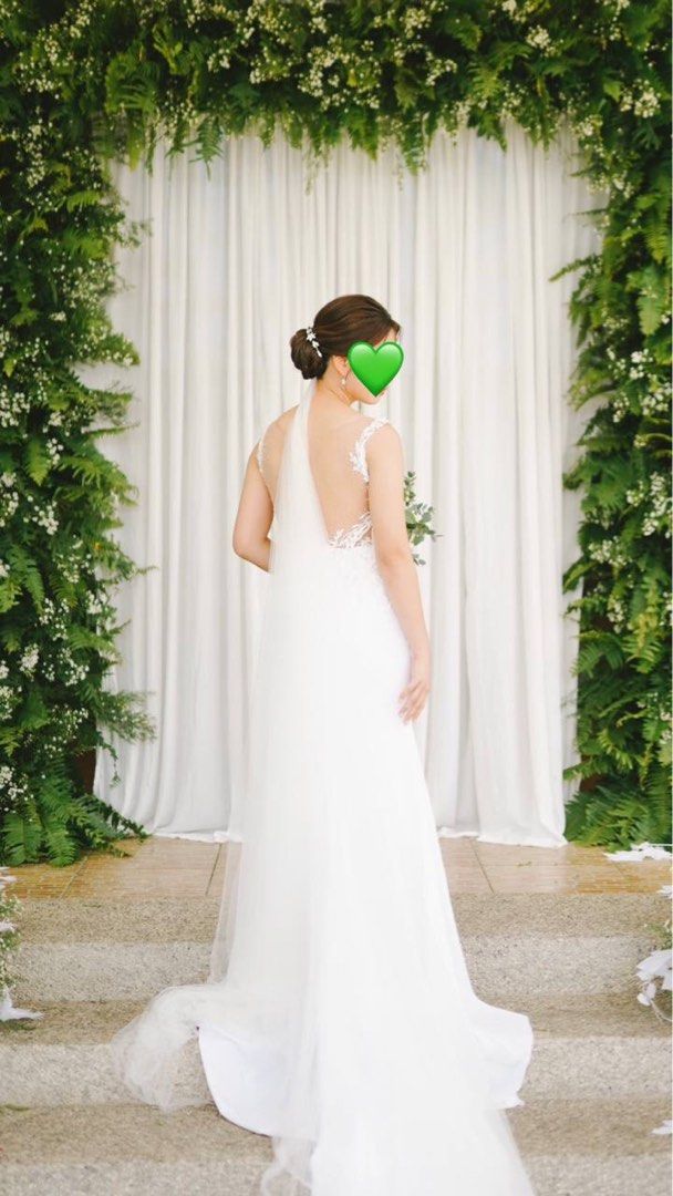 Wedding Gown from Mark Brides Manila (Category: Evening dresses & gowns) located in Antipolo. Submitted by kimdamian (Listing ID 1255708782, Image 3). Description: ‼️FOR SALE Wedding Gown from MARK BRIDES MANILA RFS: Served its Purpose. Gown Details: ⭐️ Color: off white ⭐️ Cut: Serpentine ⭐️ Fabric: Crepe ⭐️small to medium frame (please refer sa gown measurement below) ⭐️ Other details: Embroidery on top, LOW BACK💕 ⭐️ Other details: trail can be
