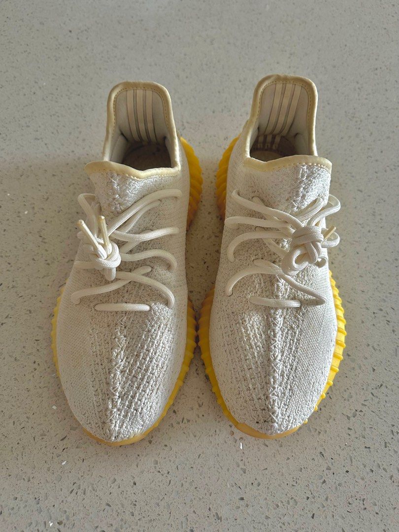 Yeezy cream white on sale yellowing