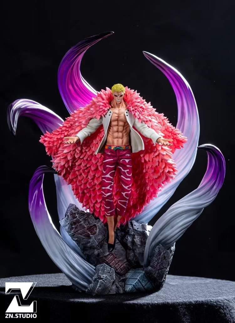 ZN Studio Doflamingo (Category: Toy Figures) located in Singapore. Submitted by noplacealready (Listing ID 1253324708, Image 2). Description: No box. There’s abit chip on the pink coat Self collect..